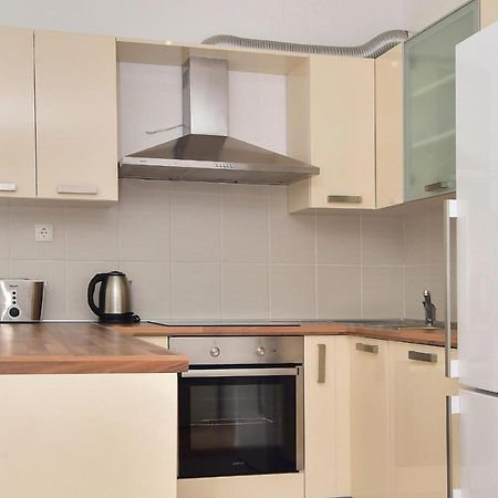 Sunshine Apartment มาคาร์สกา ภายนอก รูปภาพ